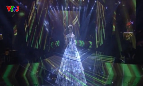 Thanh Nga hát 'Love You In Silence'