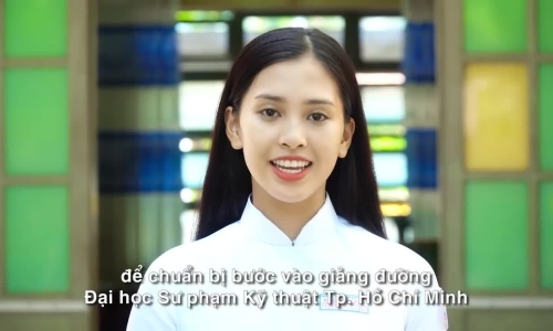 Phần thi tự giới thiệu bản thân của Tiểu Vy