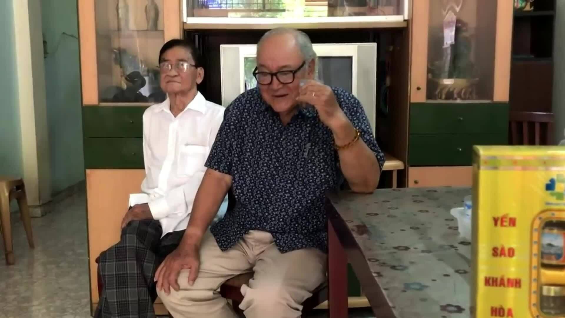 Nghệ sĩ Lệ Thủy đón tuổi 72