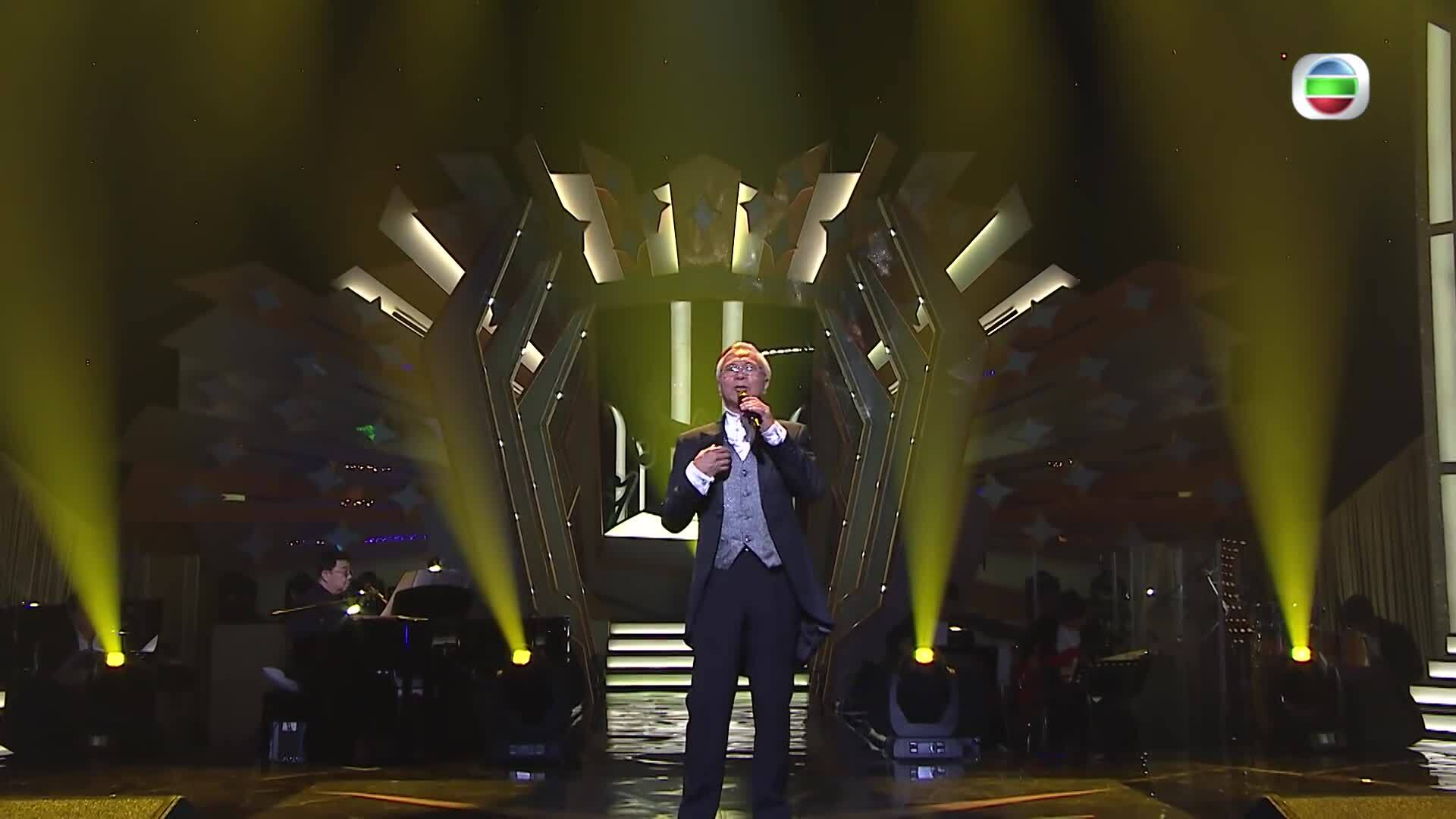 Lý Long Cơ trên sân khấu ca nhạc