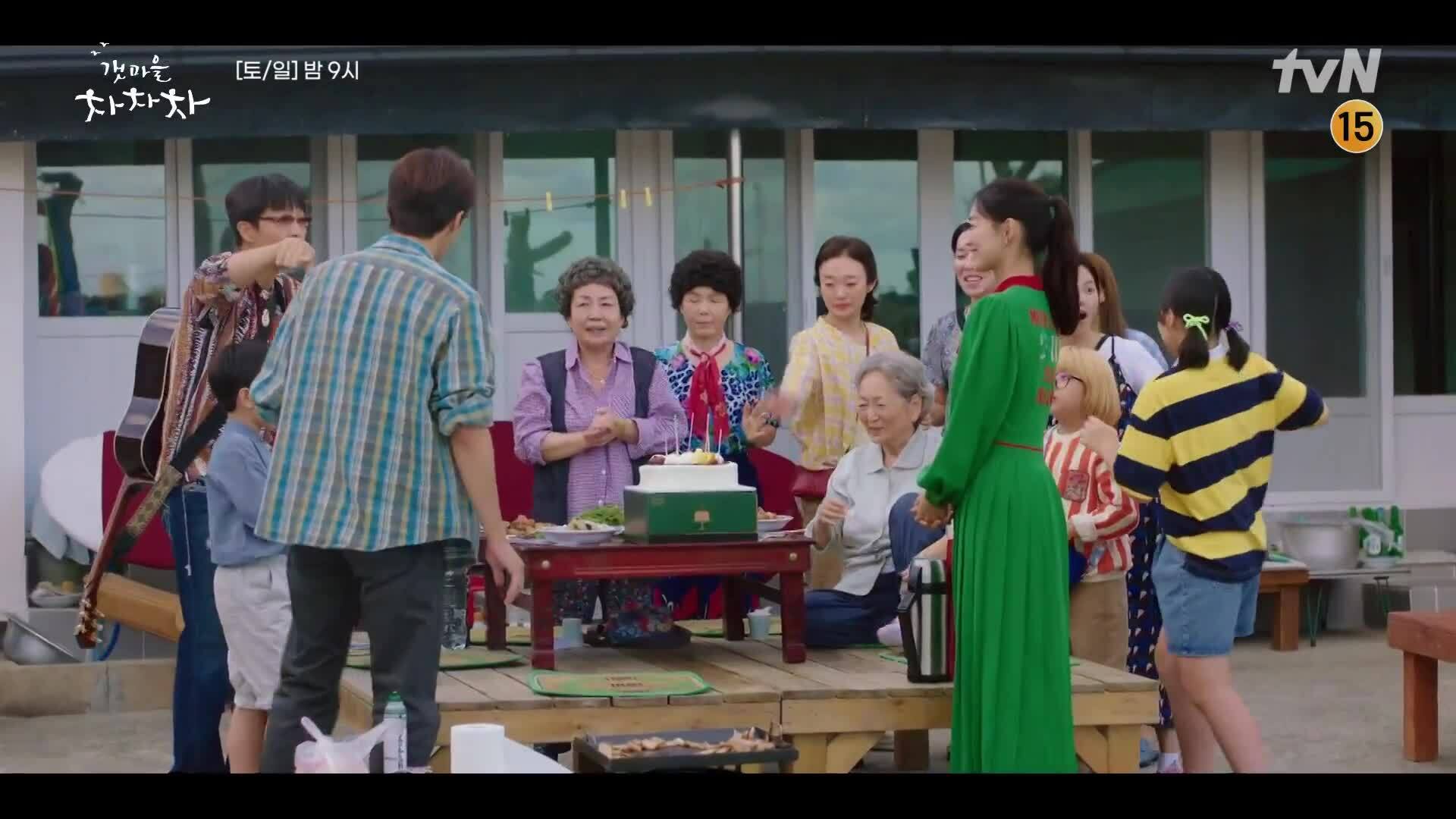 Tập 13 "Điệu cha cha cha làng biển"