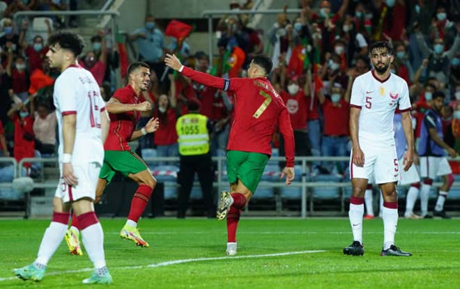Bồ Đào Nha 3-0 Qatar