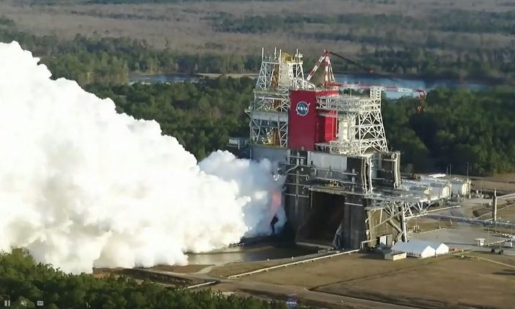 NASA thử nghiệm thành công tên lửa chở người tới Mặt Trăng
